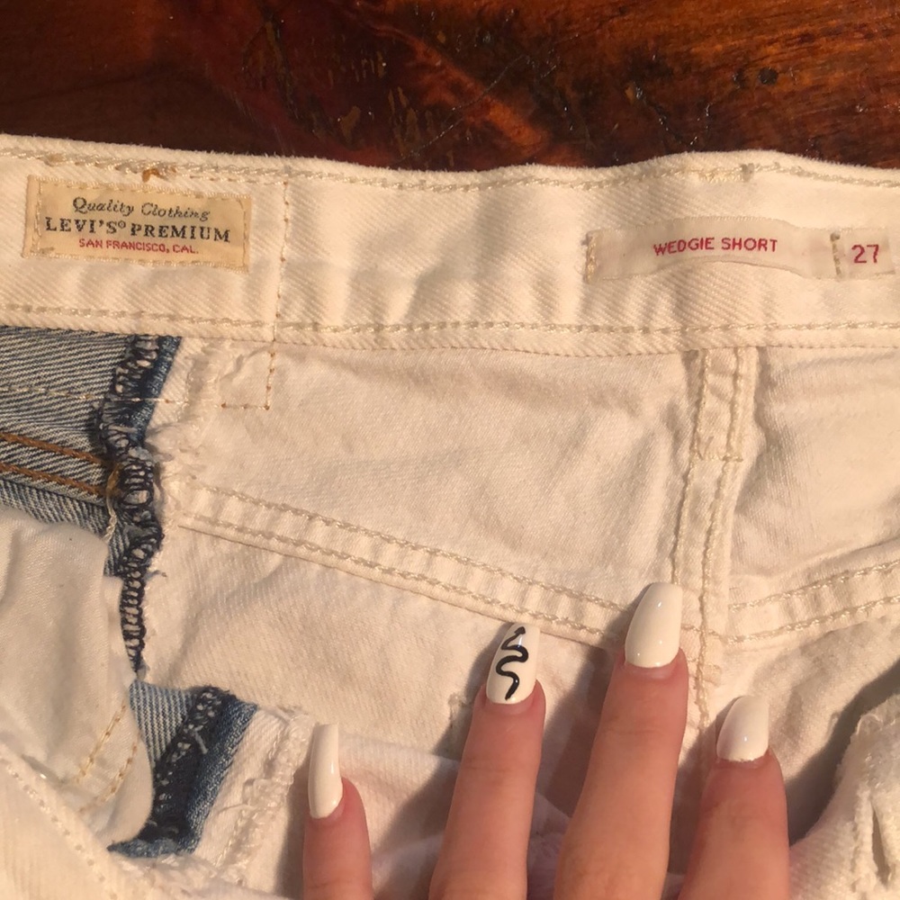 LEVIS jean shorts - Picture 3 of 3